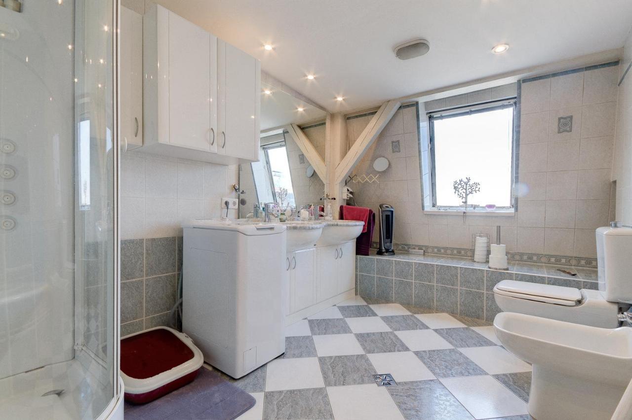 Two-bedroom Erjavceva * Laibach